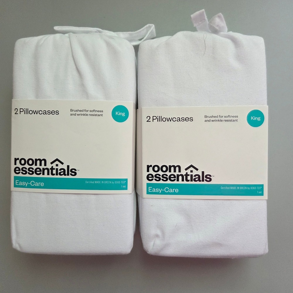 Room Essentials King Pillowcase Set White Easy-Care Cotton Blend lot of 2